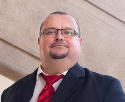 Díky 3D tisku dokážeme vyrábět implantáty na míru, říká profesor Vojtěch